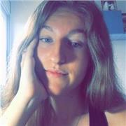 Estudiante que ha finalizado bachillerato con nivel C1 en inglés y básico en alemán